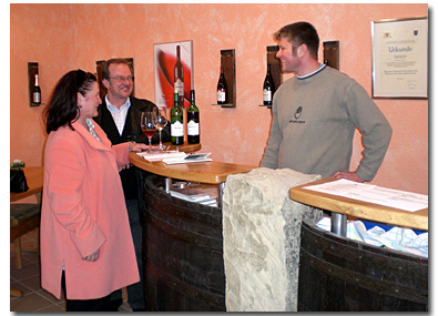 Weinverkauf bei Weingut Stein GbR · Willsbacher Straße 7-9 · 74251 Lehrensteinsfeld